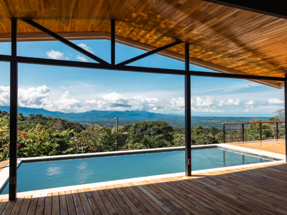 San Mateo 3 BR Ocean-View Villa with Pool and Orchard