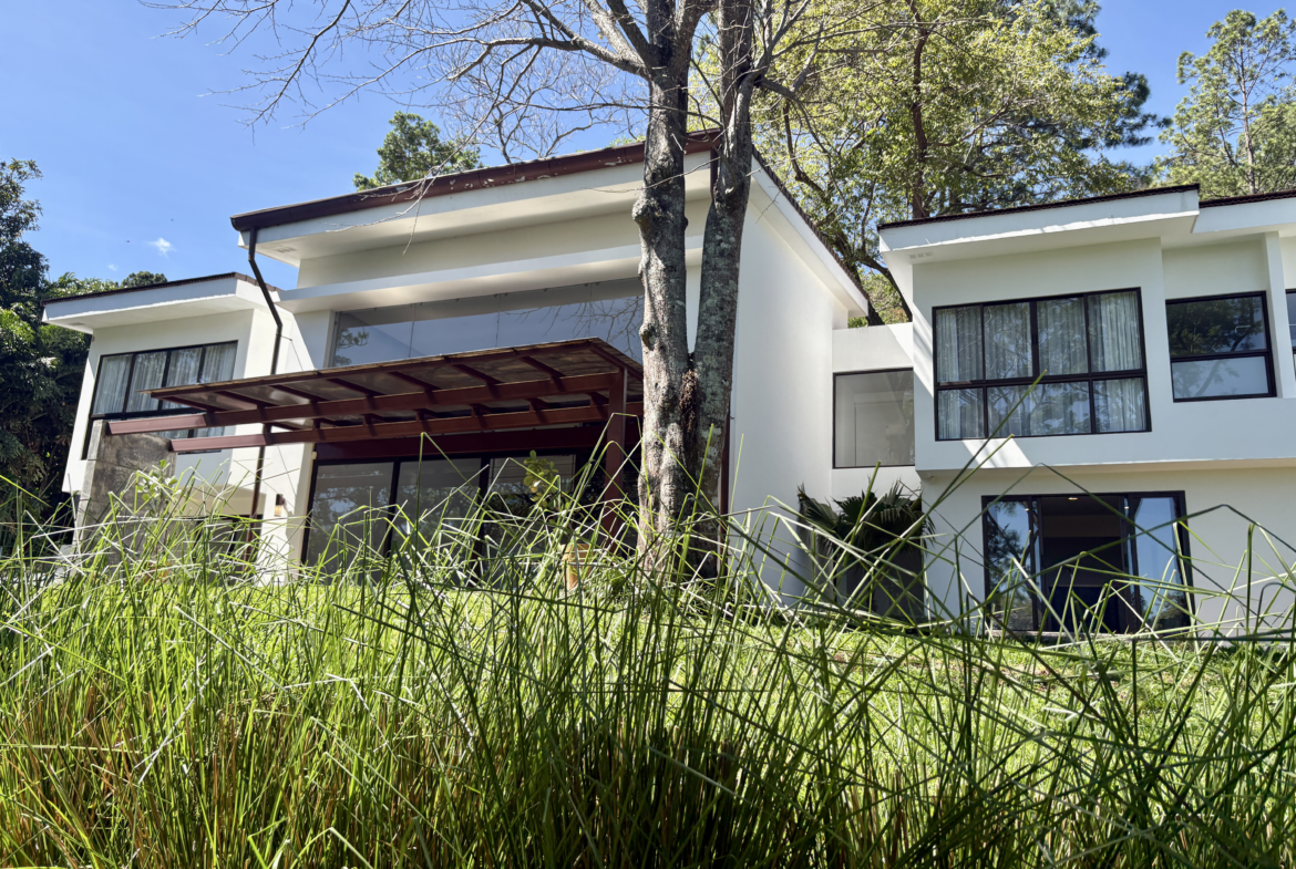 Private 4 BR Home in Modern Nature Eco-Luxury Community