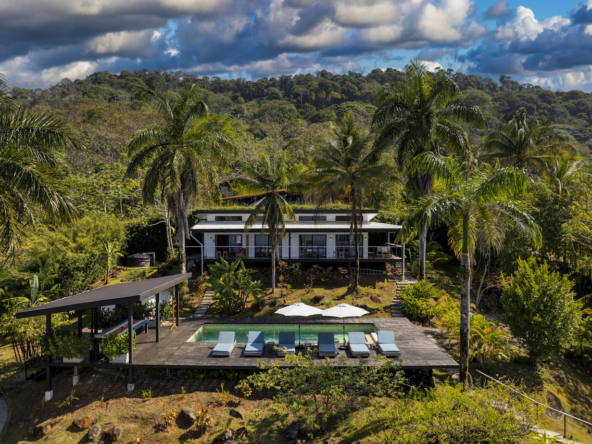 Escaleras Luxury Estate with 4 Villas